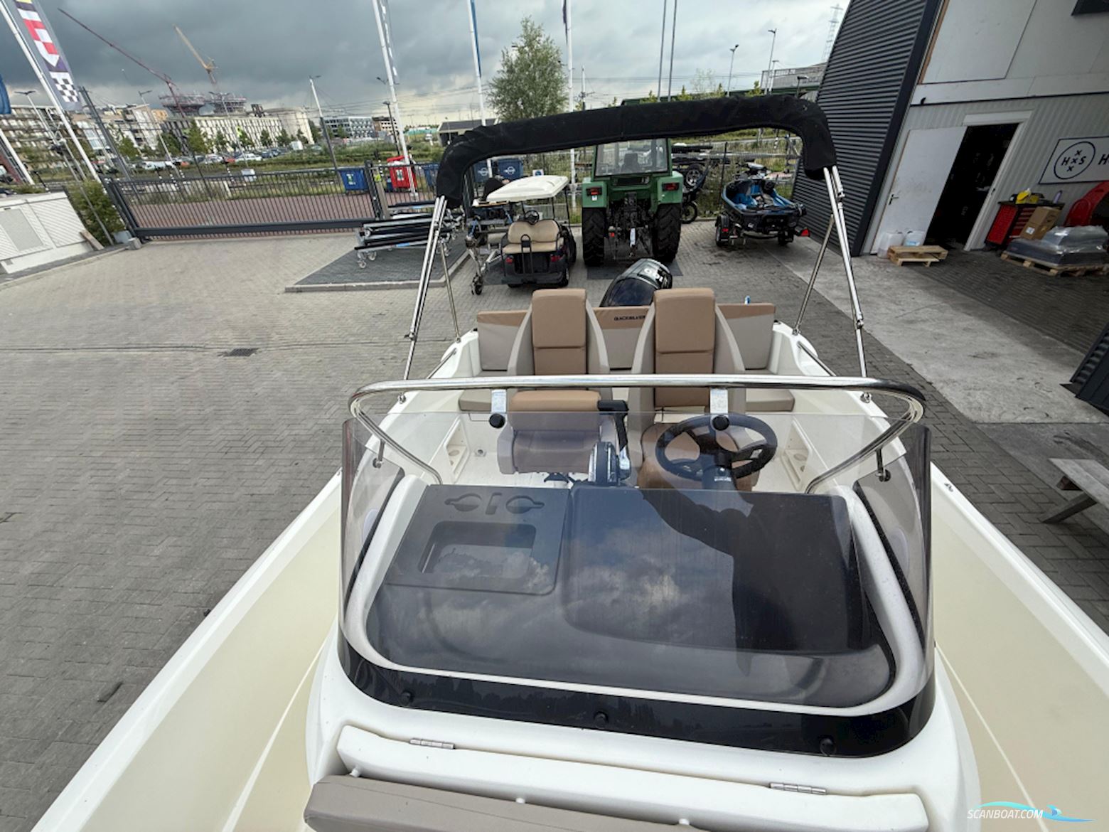 Quicksilver 605 Open