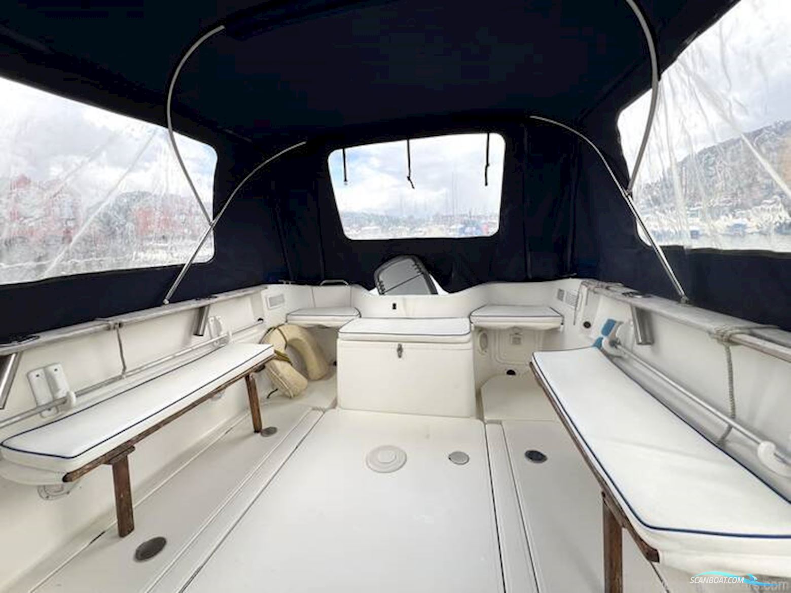 Quicksilver 640 Pilothouse
