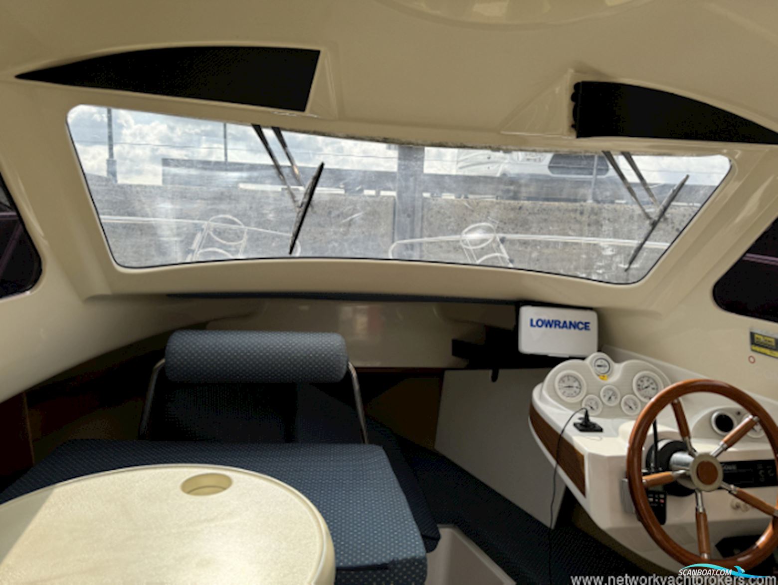 Quicksilver 640 Weekender