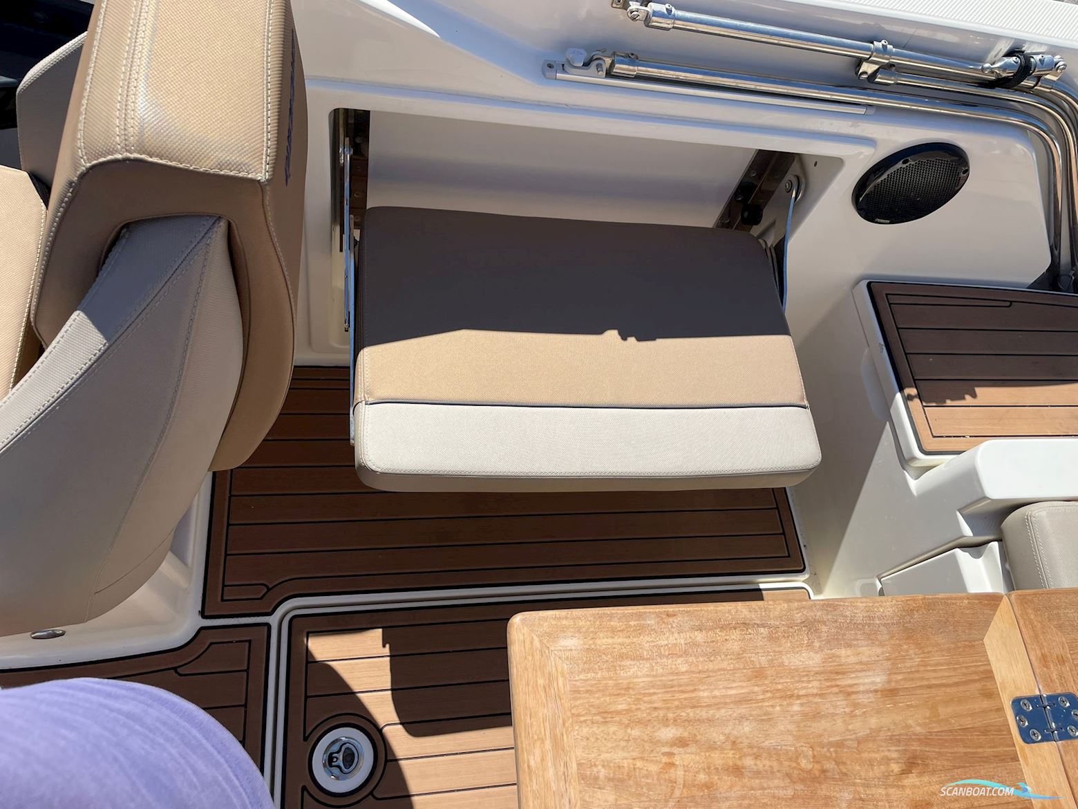 Quicksilver 675 Active Cruiser