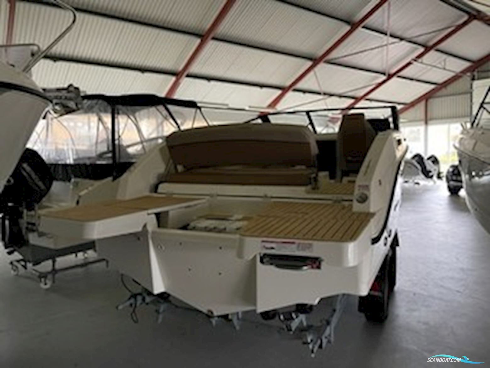 Quicksilver 675 Cruiser med Mercury F150 EFI ELPT