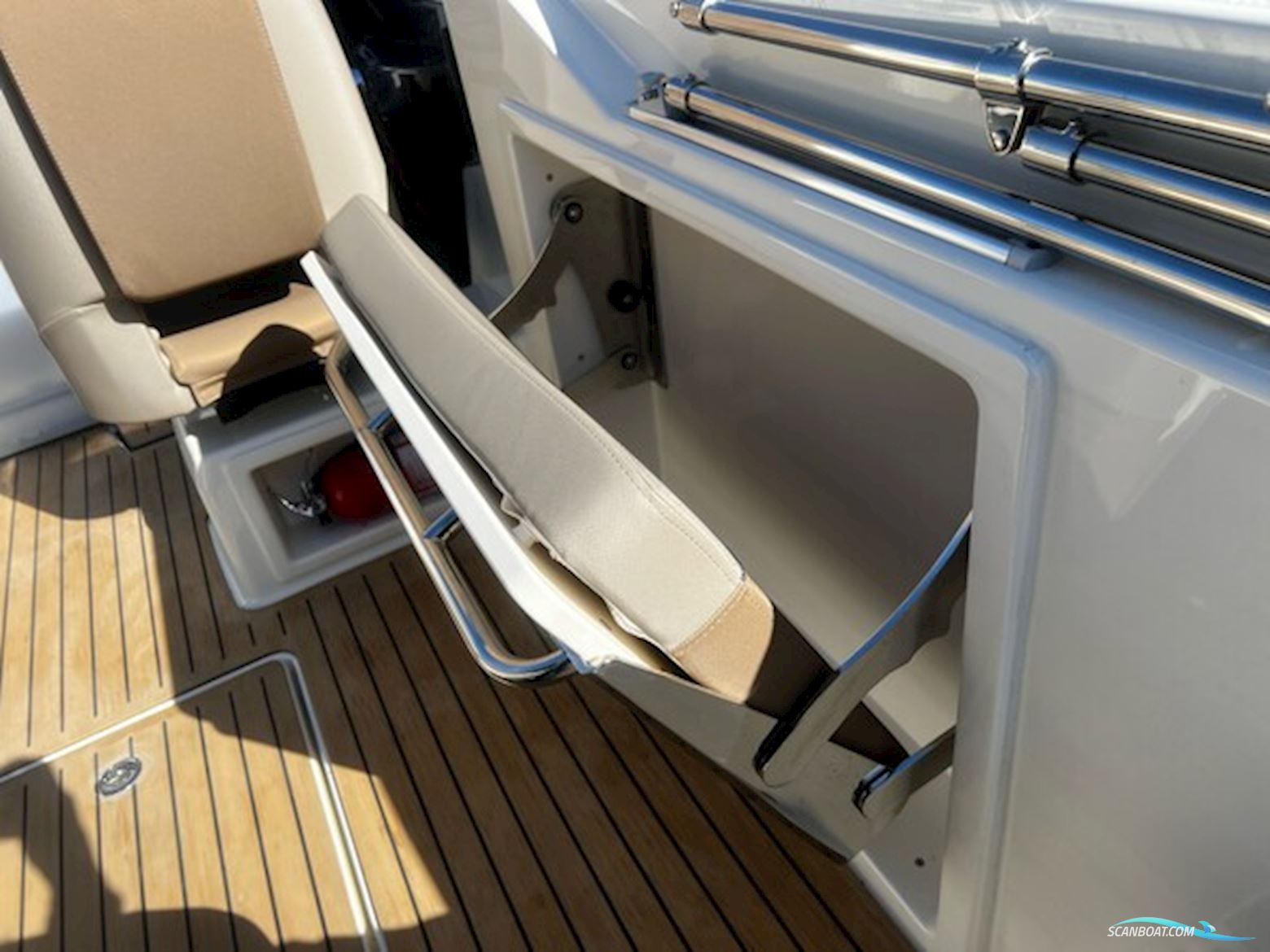 Quicksilver 675 Cruiser, Mercury F175 V6 Dts