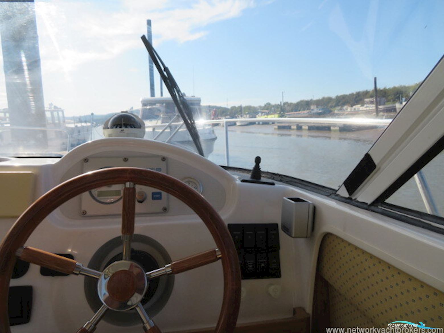 Quicksilver 700 Weekender