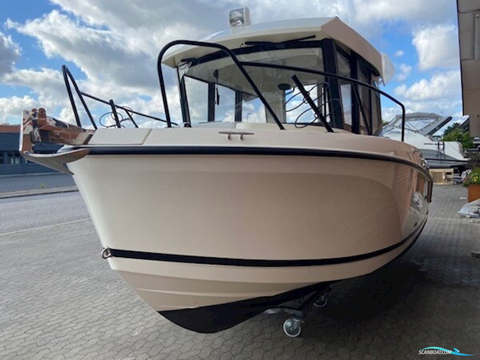 Quicksilver 705 Pilothouse m/Mercury F225 hk V6 
