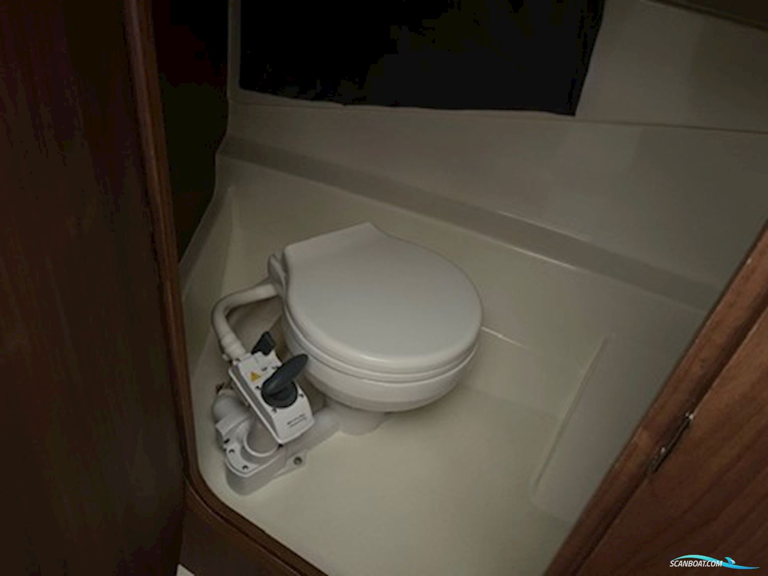 Quicksilver 755 Cruiser med F175 Mercury V6