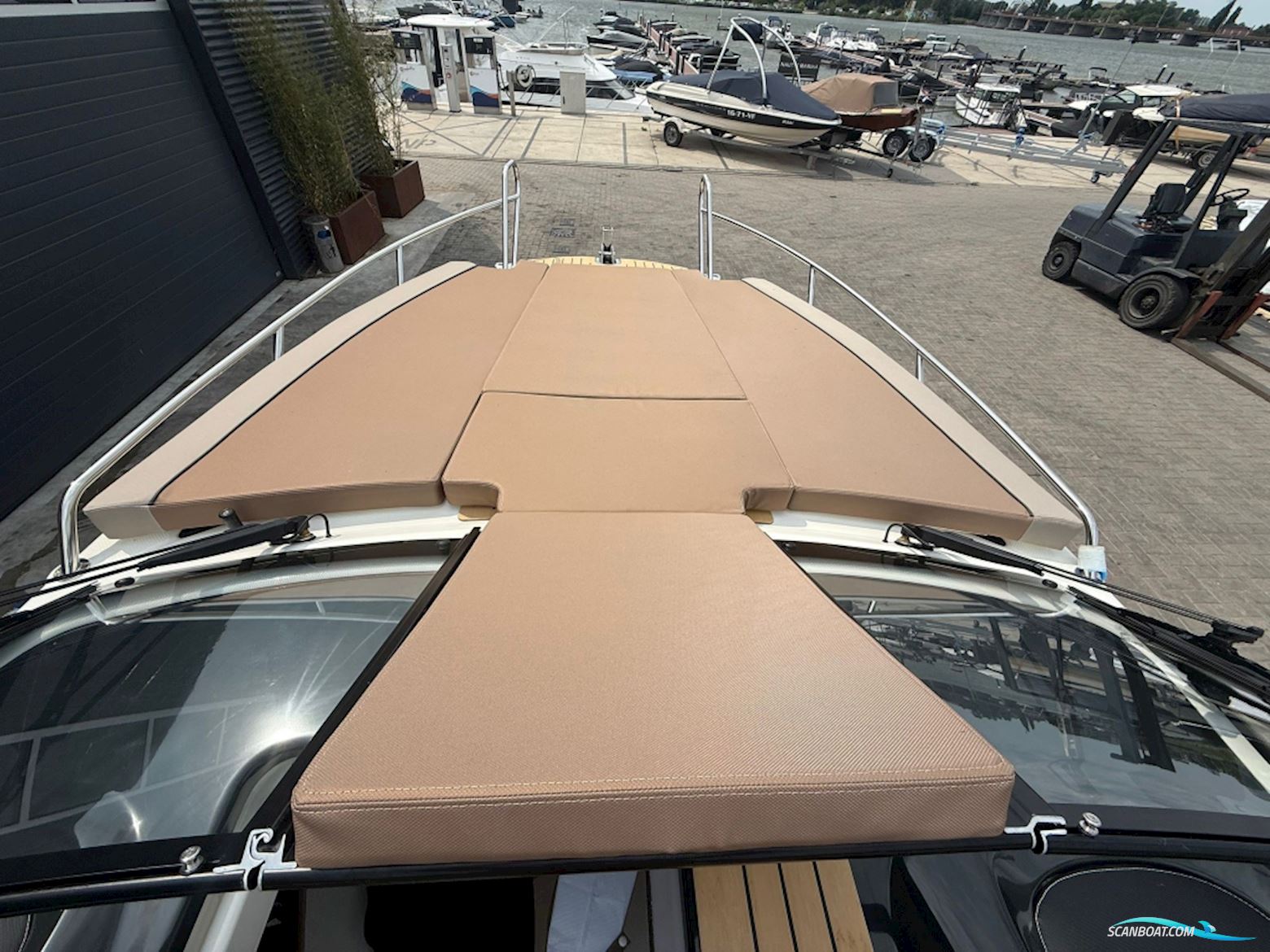 Quicksilver 755 Cruiser