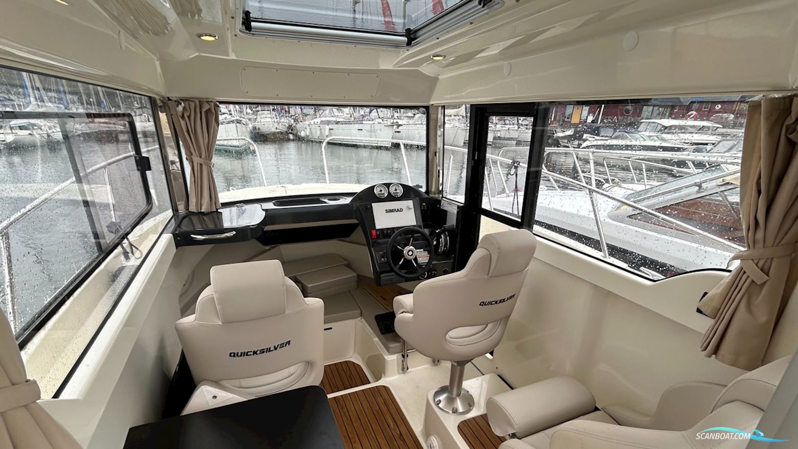 Quicksilver 755 Pilothouse