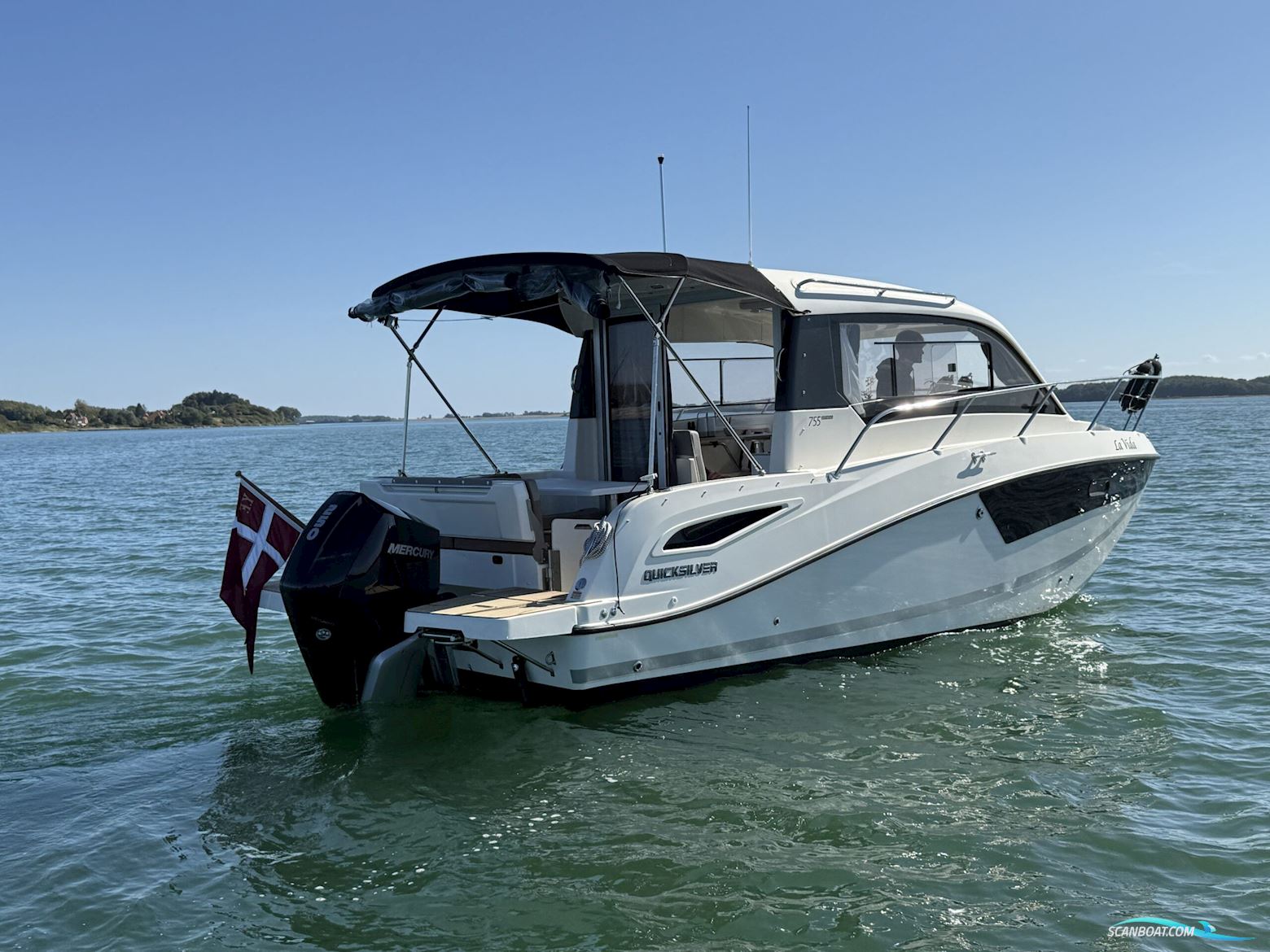 Quicksilver 755 Weekend med 250 hk Mercury V8