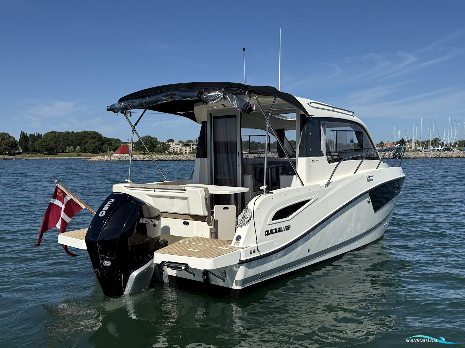 Quicksilver 755 Weekend med 250 hk Mercury V8
