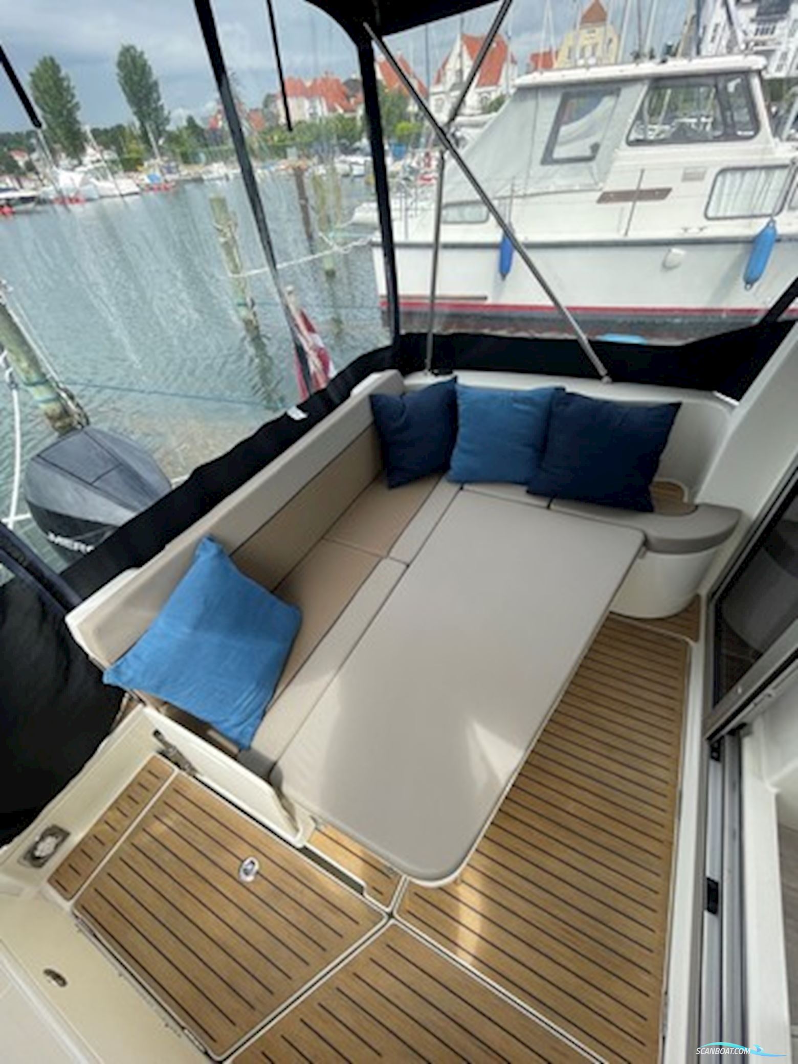 Quicksilver 755 Weekend Med Mercury F250 Verado V8