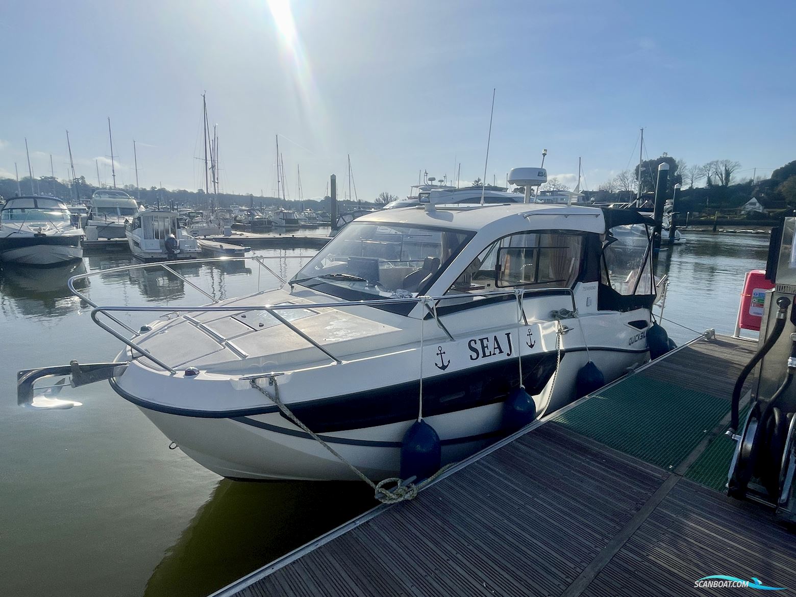 Quicksilver 755 Weekend