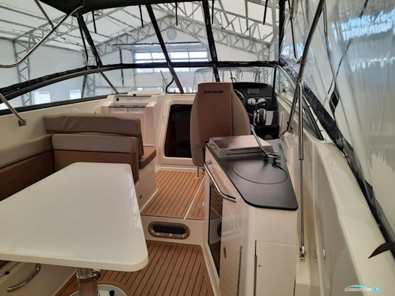 Quicksilver 805 Cruiser, Mercury F250 V8 Dts