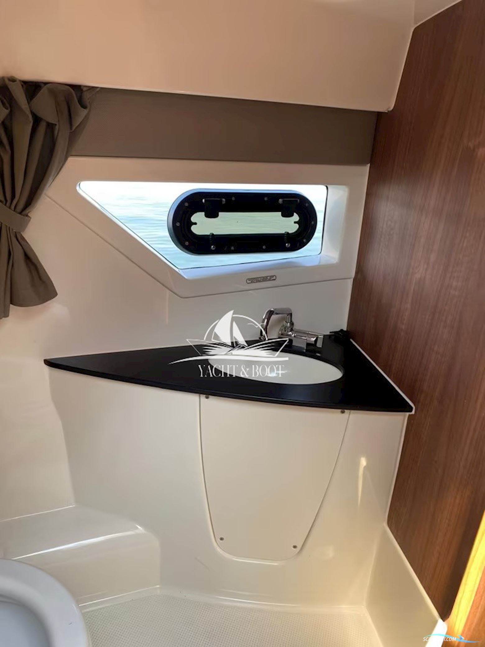 Quicksilver 805 Cruiser