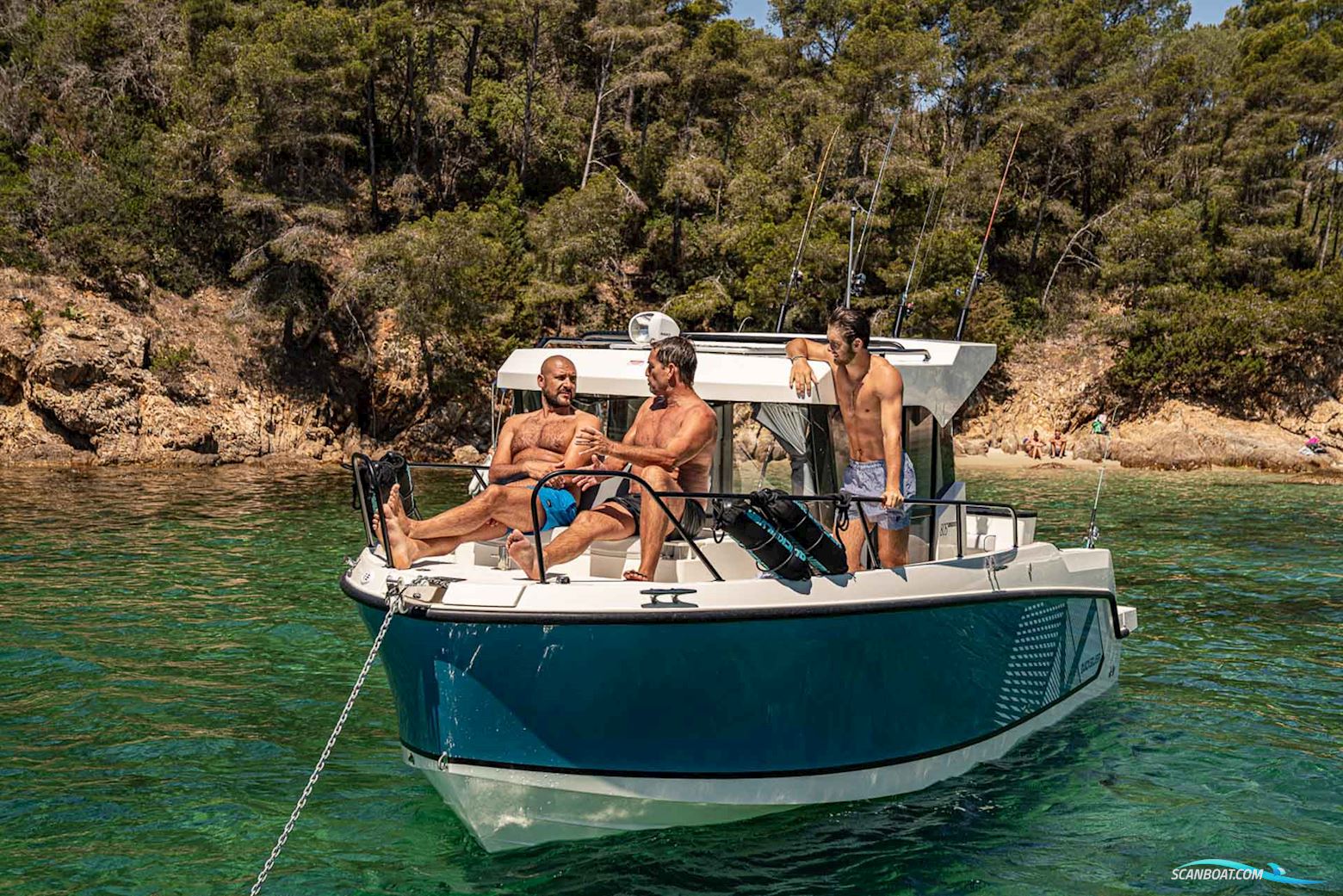 Quicksilver 805 Pilothouse