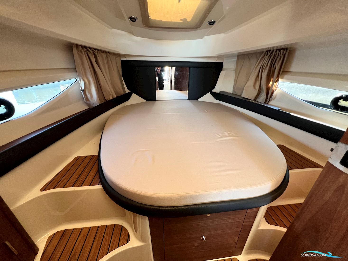 Quicksilver 855 Activ