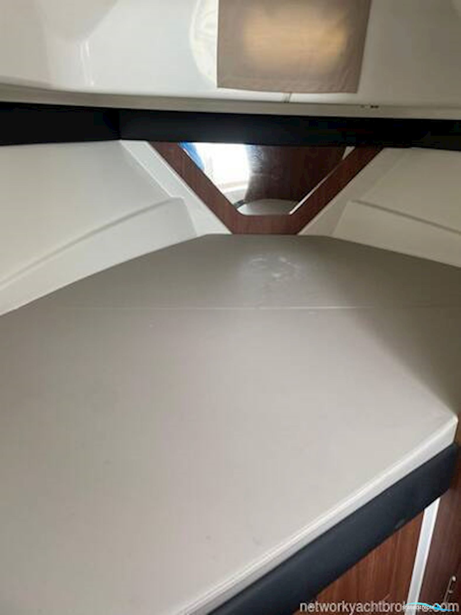 Quicksilver 905 Pilothouse