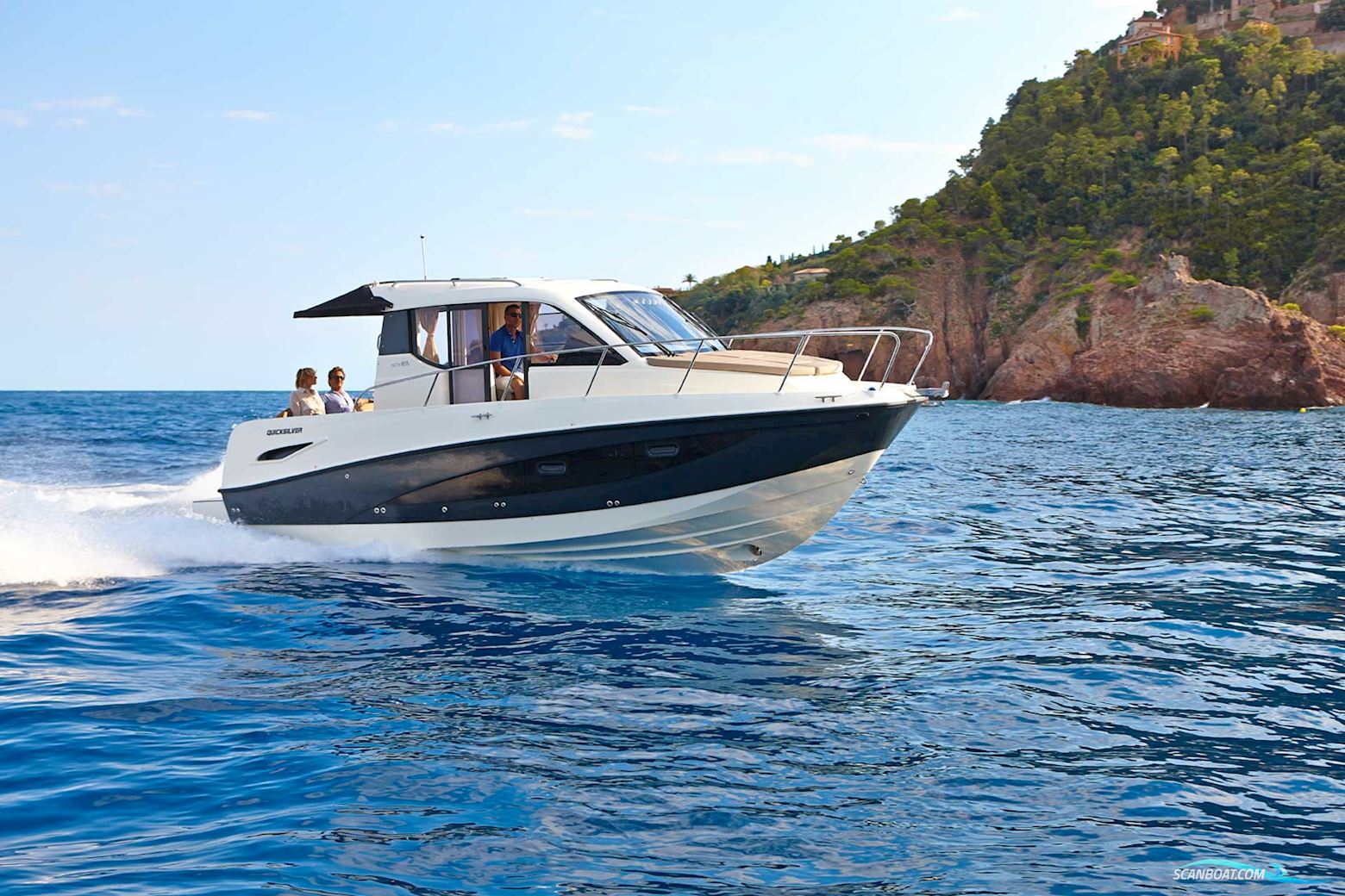Quicksilver 905 Weekend