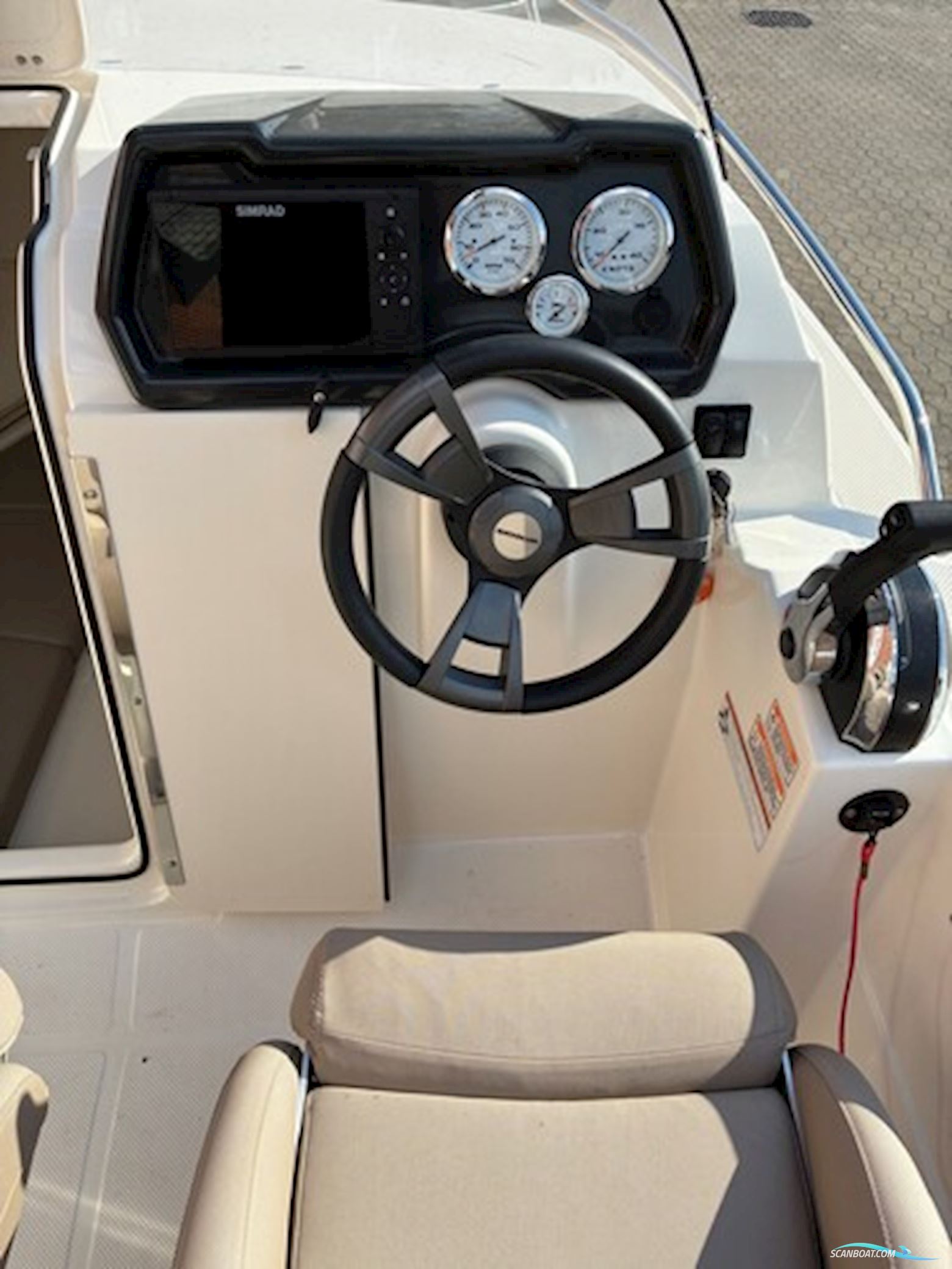 Quicksilver Activ 455 Cabin m/Mercury F60 hk EFI 4-takt 