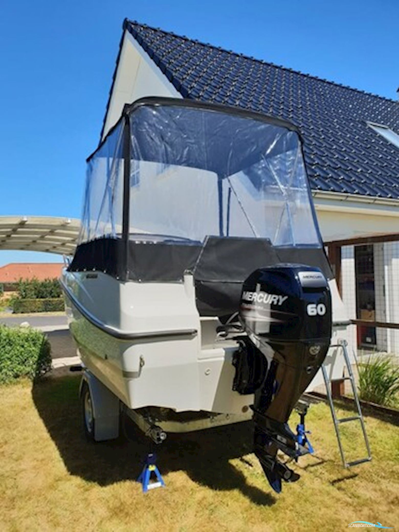 Quicksilver Activ 455 Cabin