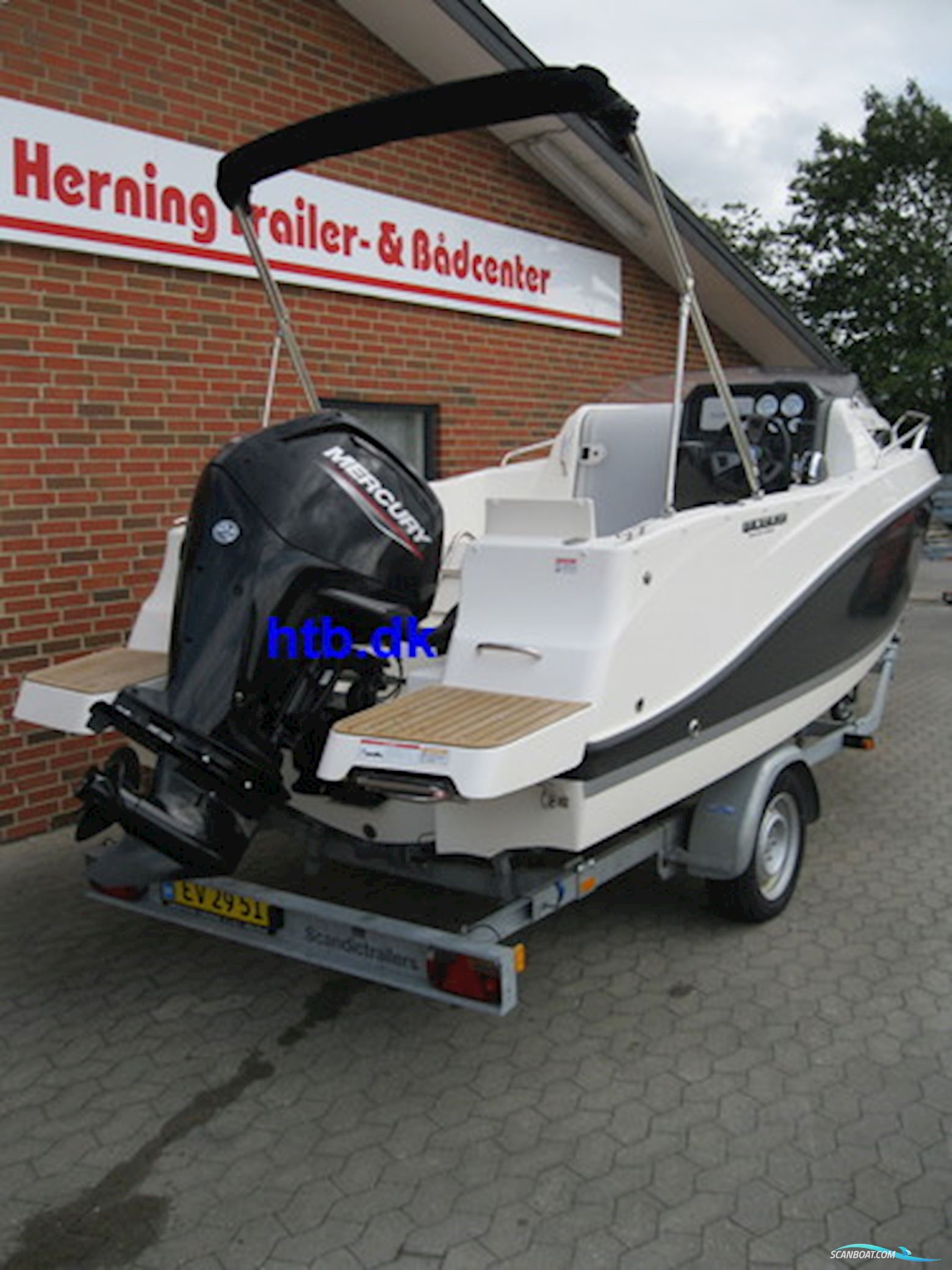 Quicksilver Activ 505 Cabin m/Mercury F80 hk og Scandic trailer