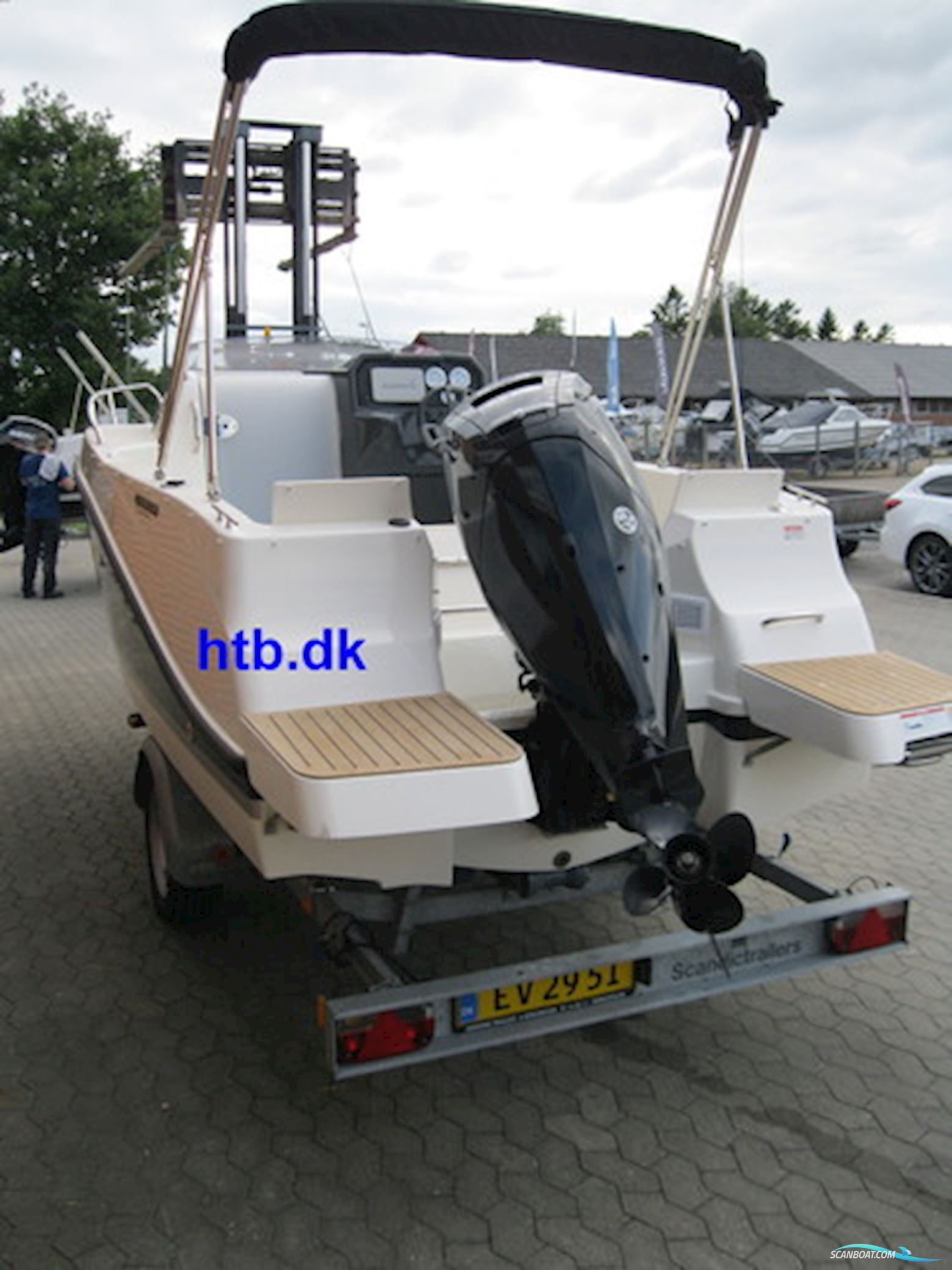 Quicksilver Activ 505 Cabin m/Mercury F80 hk og Scandic trailer