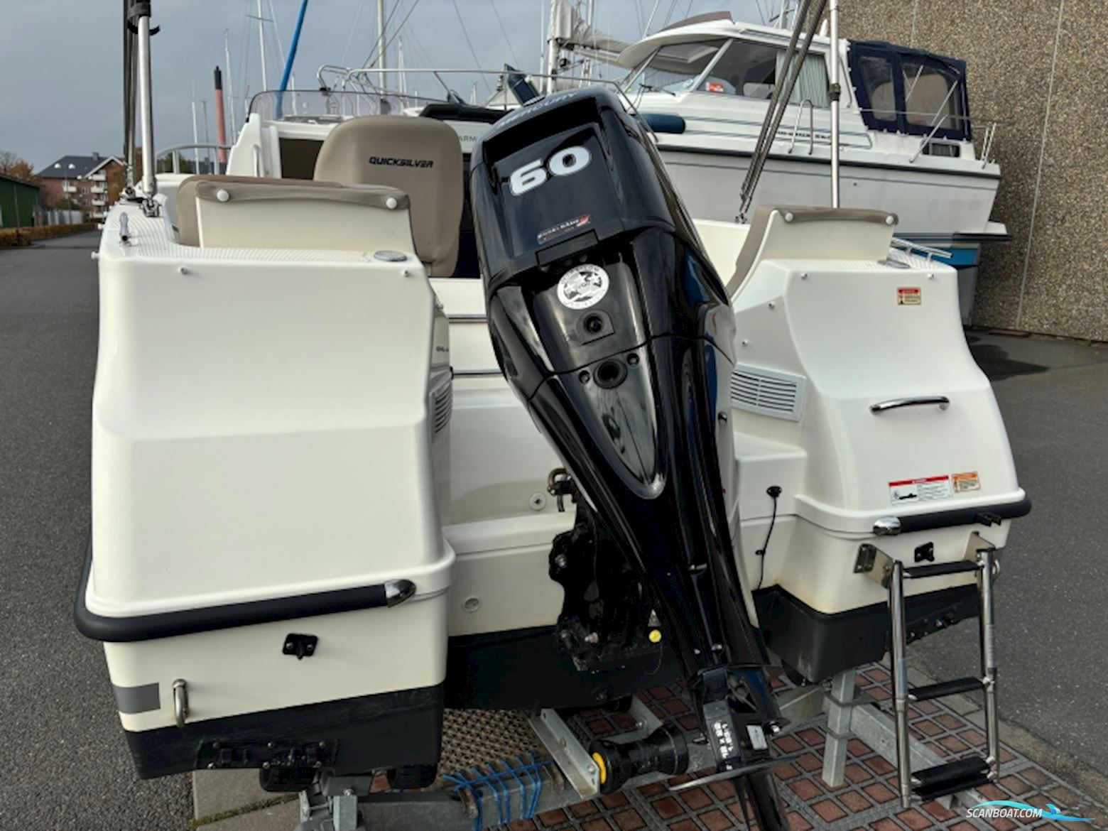Quicksilver Activ 505 Cabin