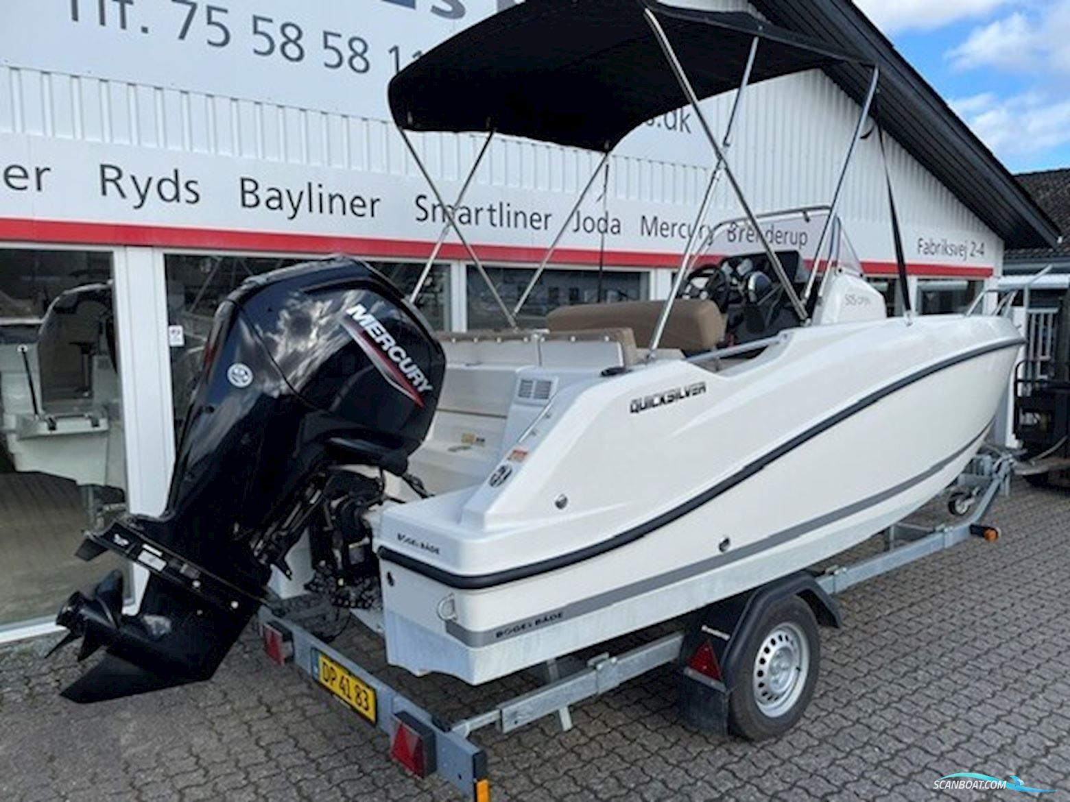 Quicksilver Activ 505 Open Med F100 Mercury og 1000 kg Brenderup 181000B Premium Bådtrailer