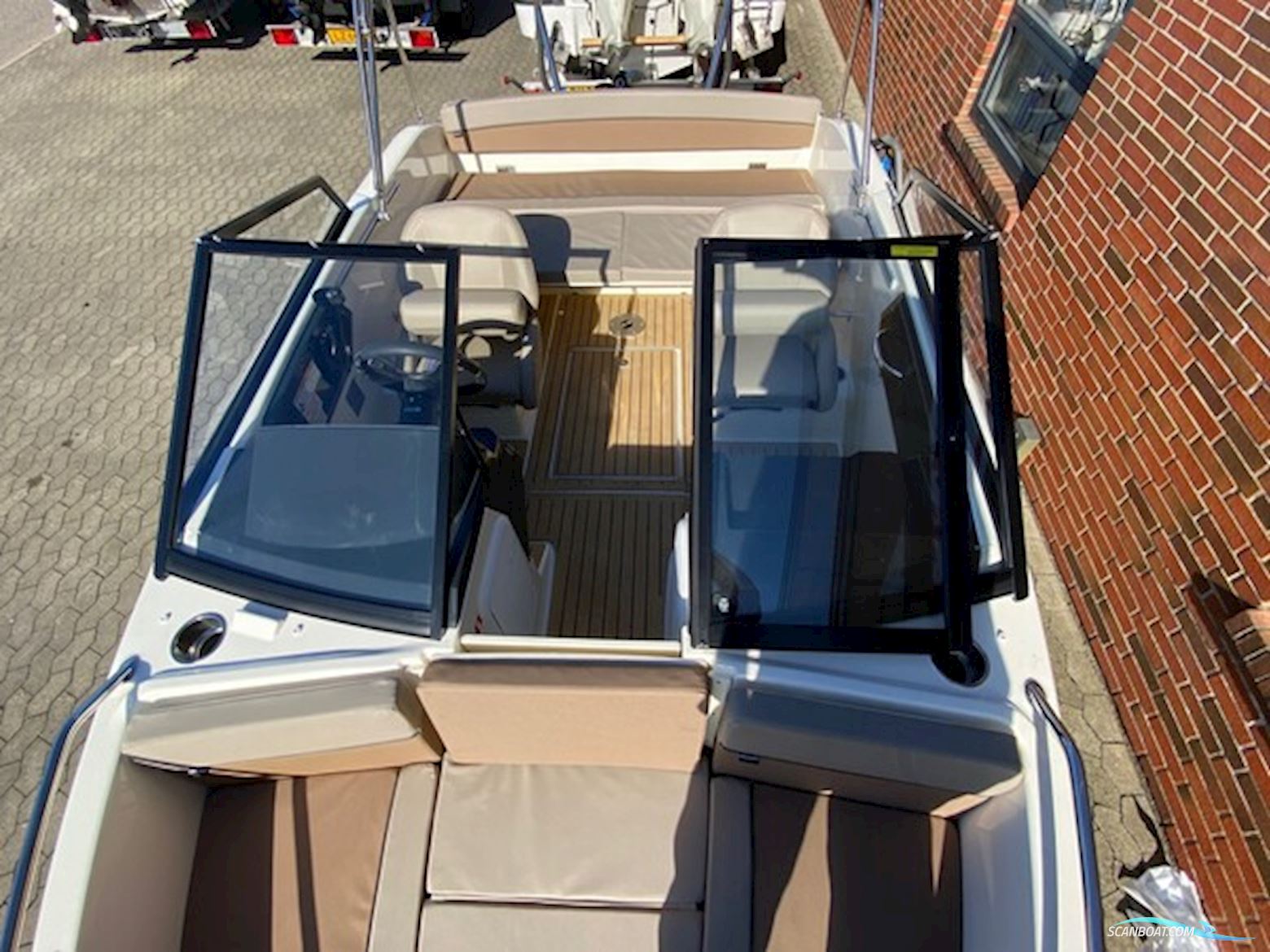 Quicksilver Activ 555 Bowrider m/Mercury F80 hk Efi 4-Takt