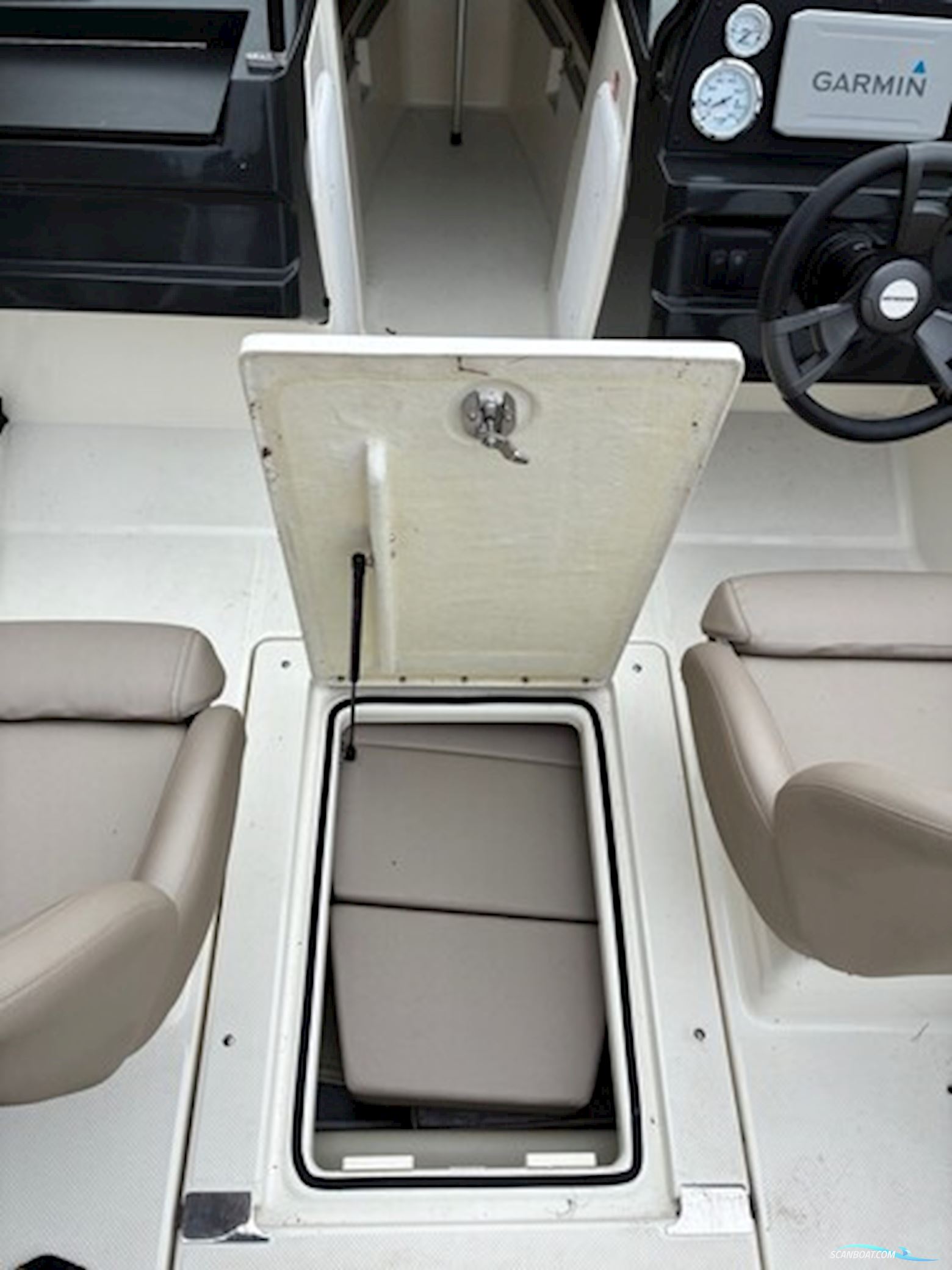 Quicksilver Activ 555 BR m/Mercury F115 hk EFI og Brenderup trailer