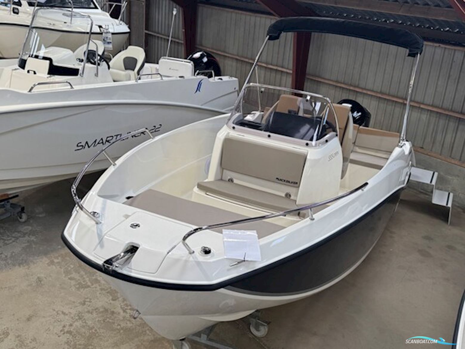Quicksilver Activ 555 Open Med 100 hk Mercury-Efi CT 4 Takt Med Flot Udstyr