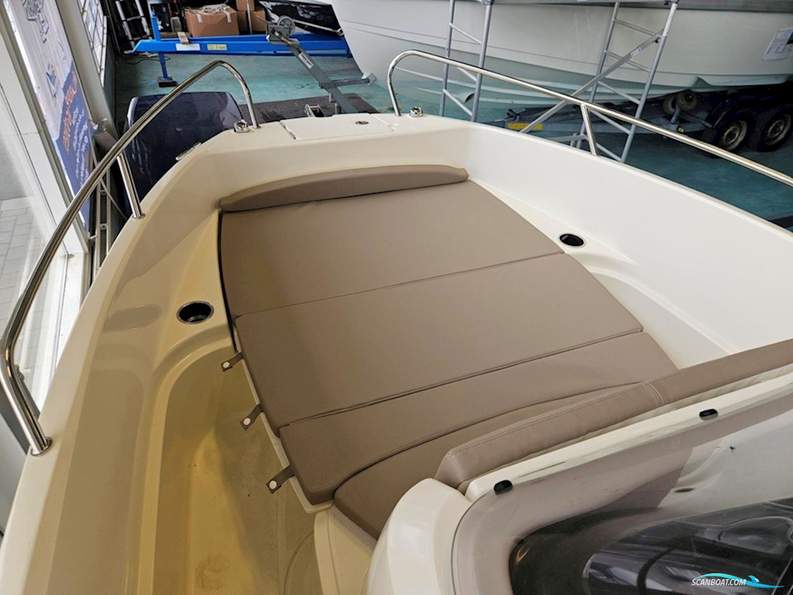 Quicksilver Activ 555 Open