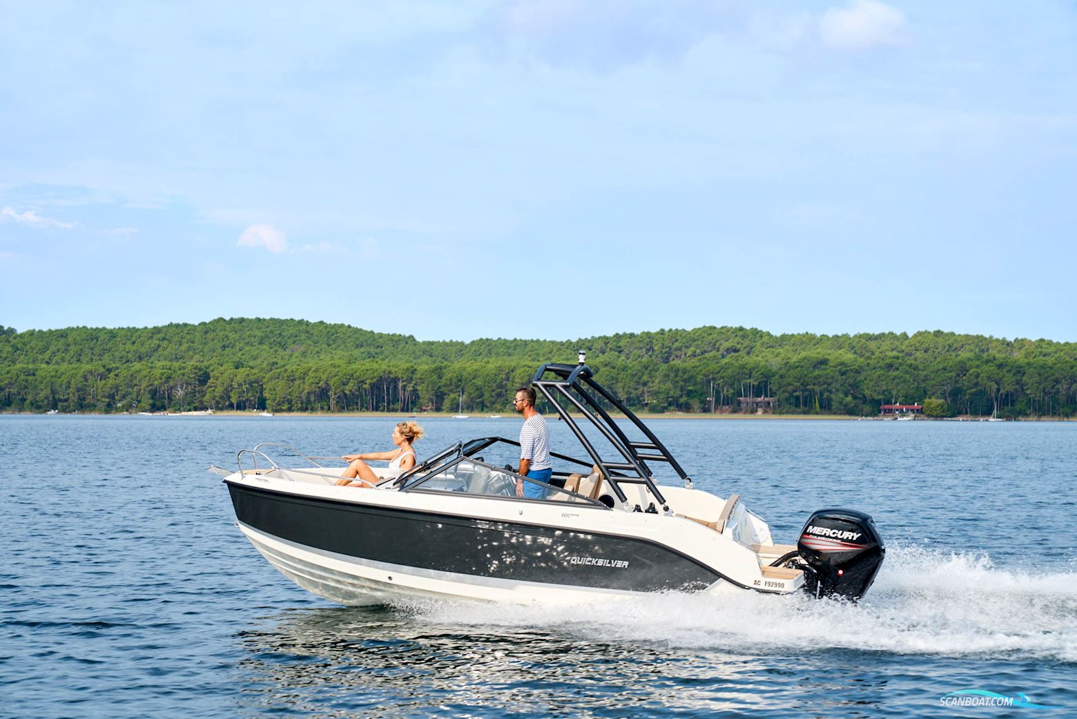 Quicksilver Activ 605 Bowrider