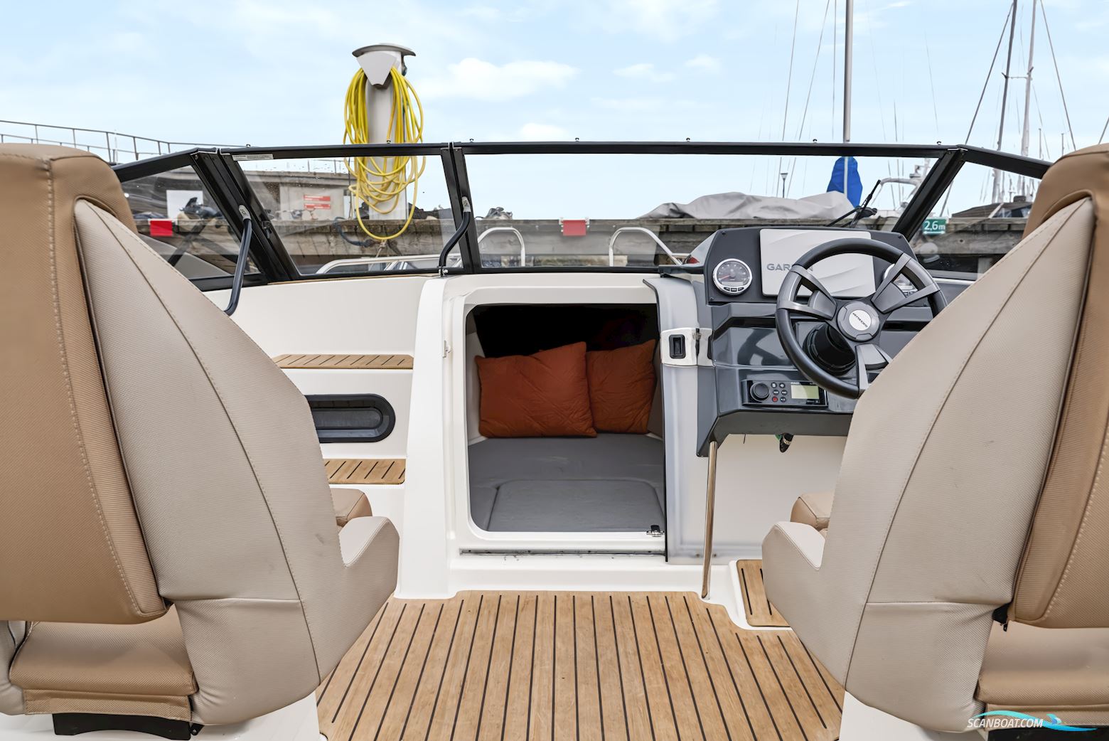 Quicksilver Activ 605 DC