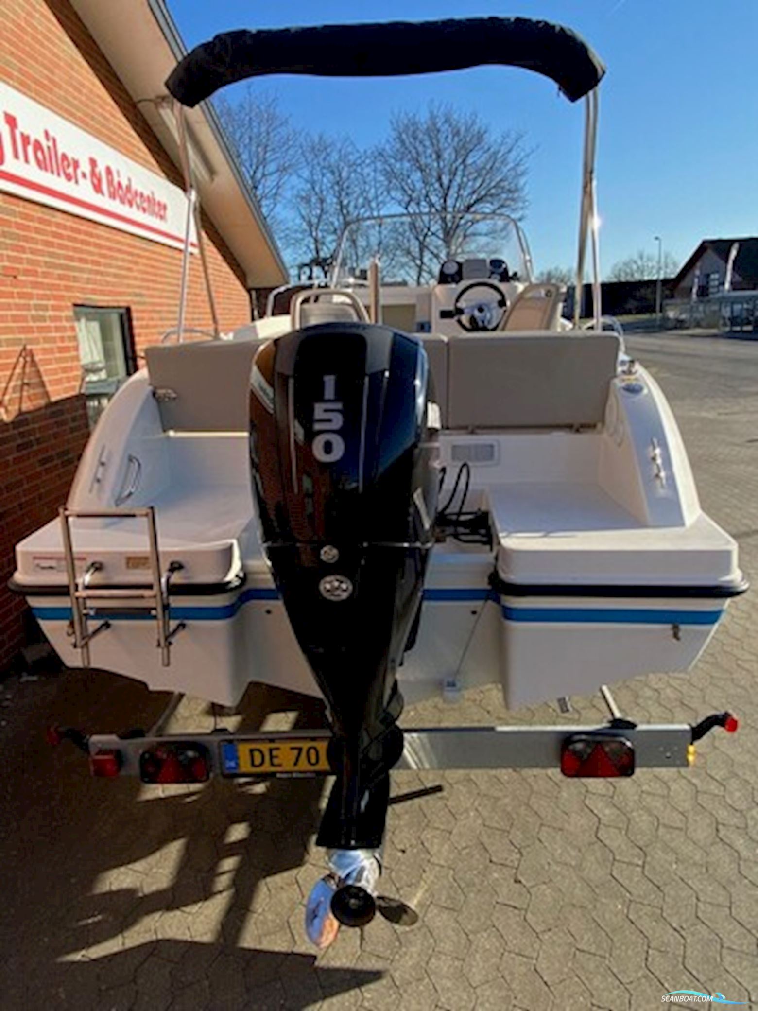 Quicksilver Activ 605 Sundeck m/Mercury F150 hk og Brenderup trailer