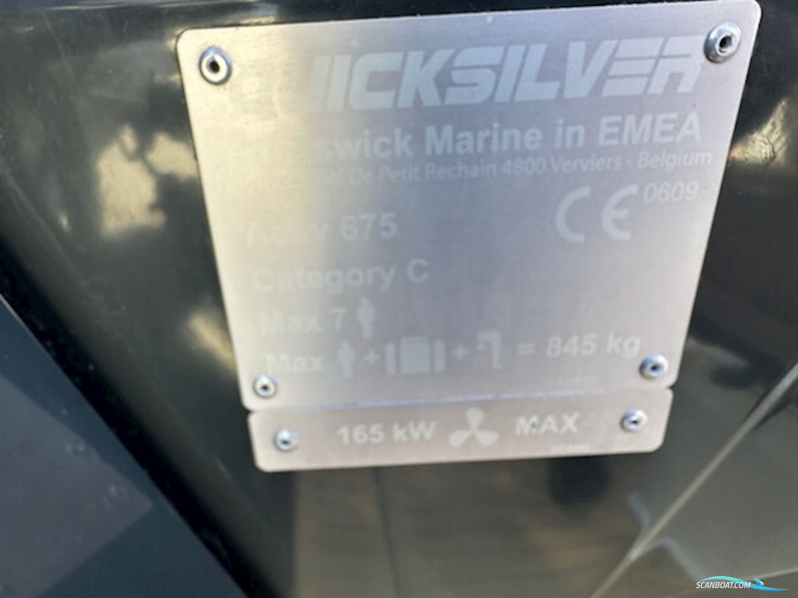 Quicksilver Activ 675 Cruiser Med Mercury 150Hk Motor.