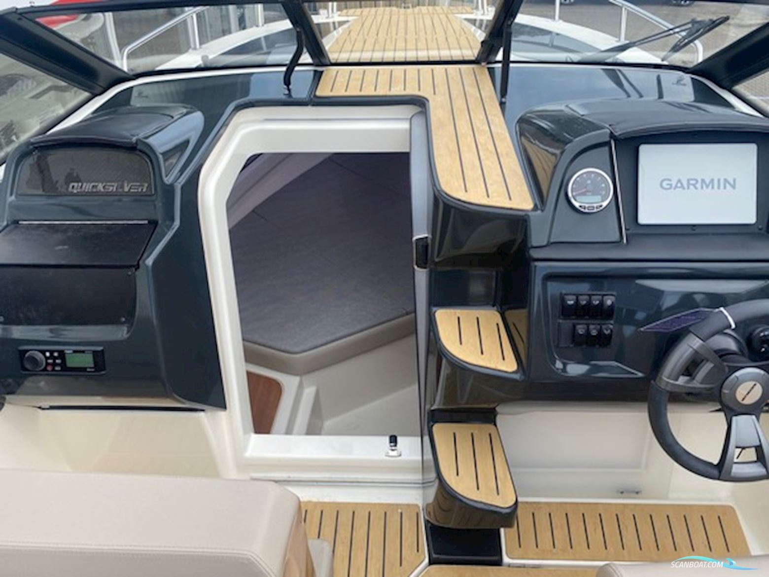 Quicksilver Activ 755 Cruiser med F225 Mercury-EFI 4 takt XL V6 - inkl udstyr