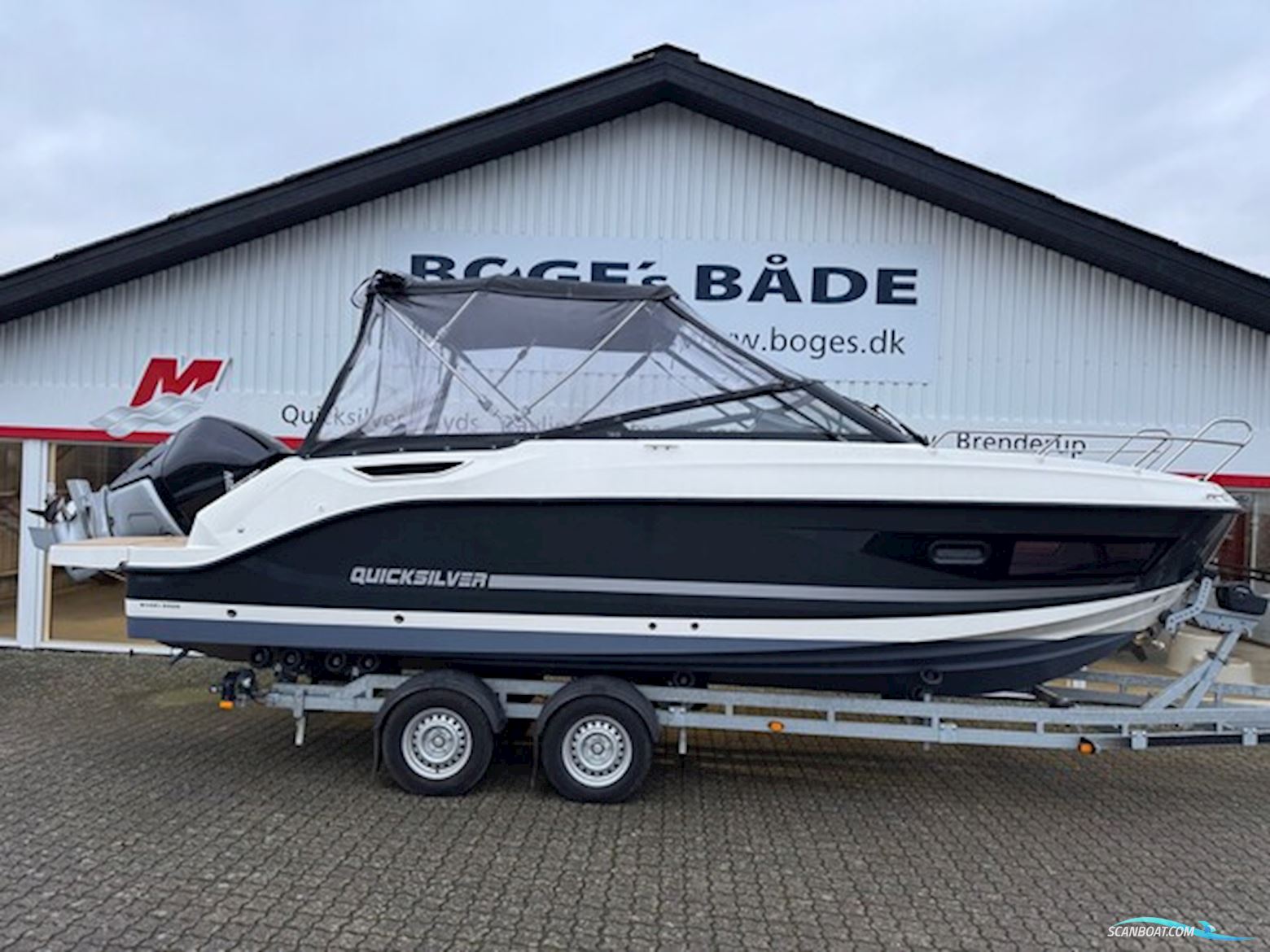 Quicksilver Activ 755 Cruiser med F225 Mercury-EFI 4 takt XL V6 - inkl udstyr