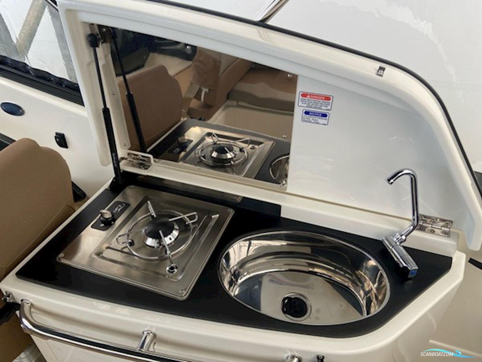 Quicksilver Activ 755 Cruiser, Mercury Verado 300 HK V8...Solgt