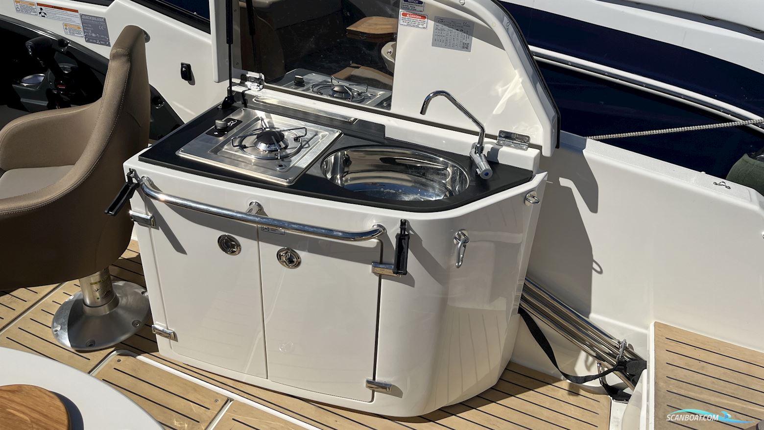 Quicksilver Activ 755 Cruiser