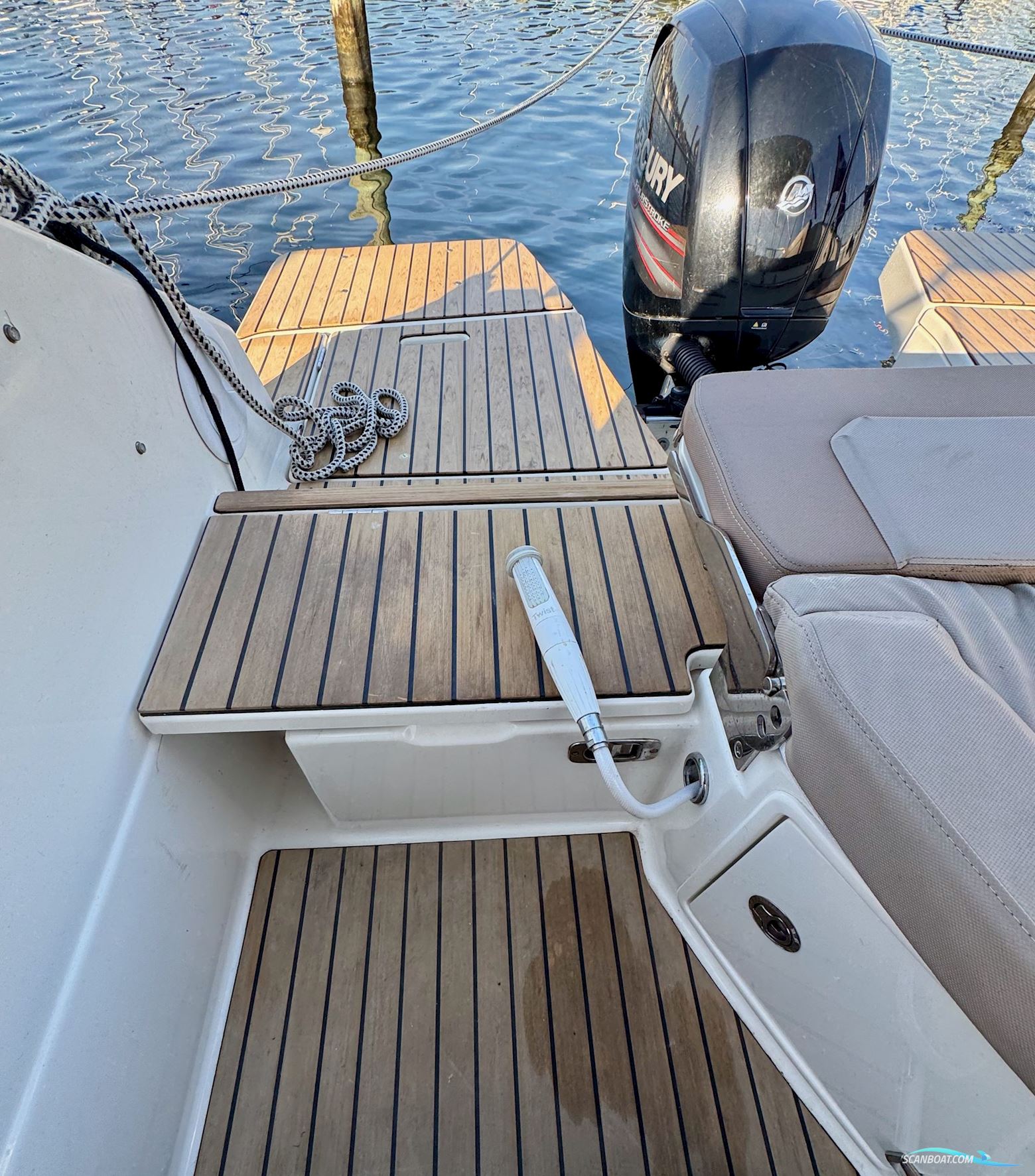Quicksilver Activ 755 Cruiser