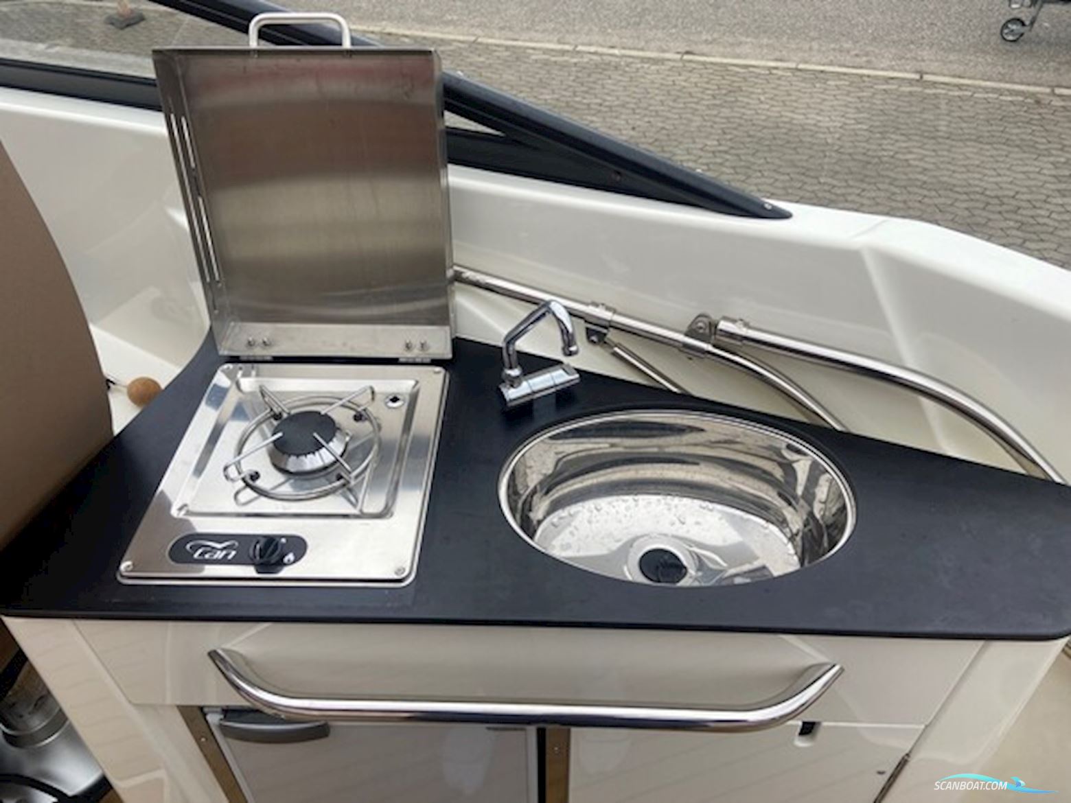 Quicksilver Activ 805 Cruiser m/Mercury F300 hk V8 Verado