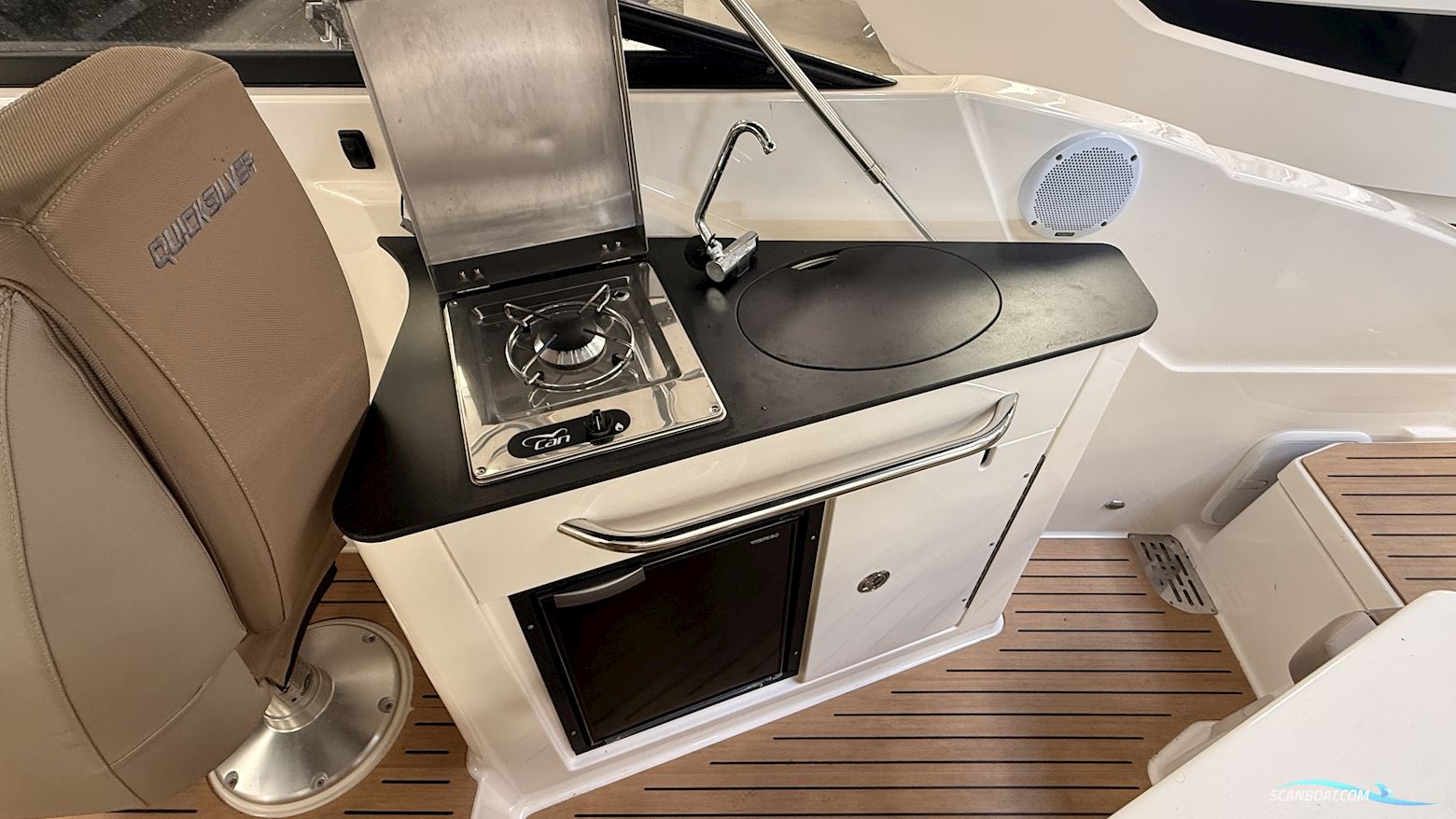 Quicksilver Activ 805 Cruiser