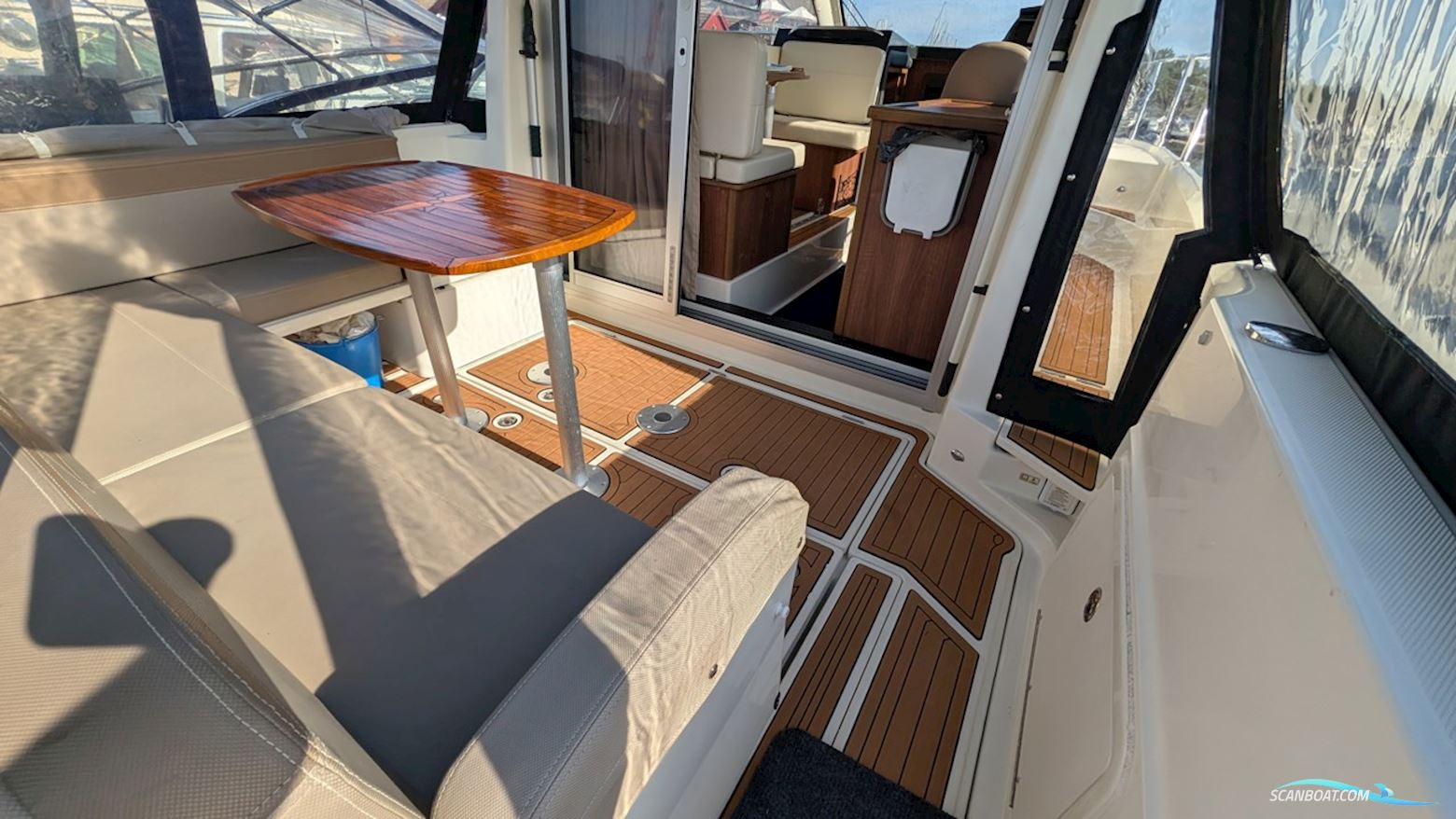 Quicksilver ACTIV 855 CRUISER