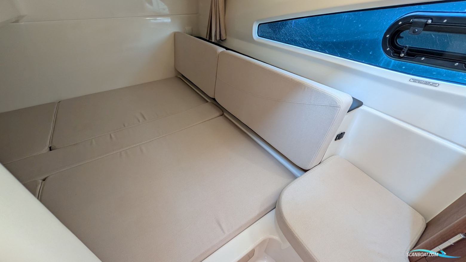 Quicksilver ACTIV 855 CRUISER
