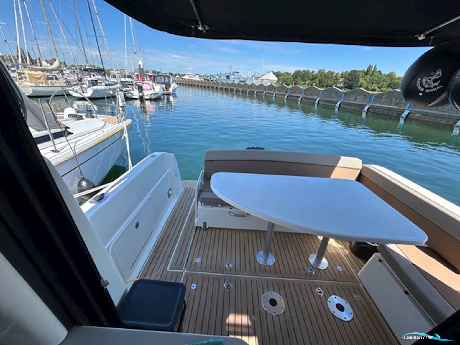 Quicksilver Aktiv 905 Weekend