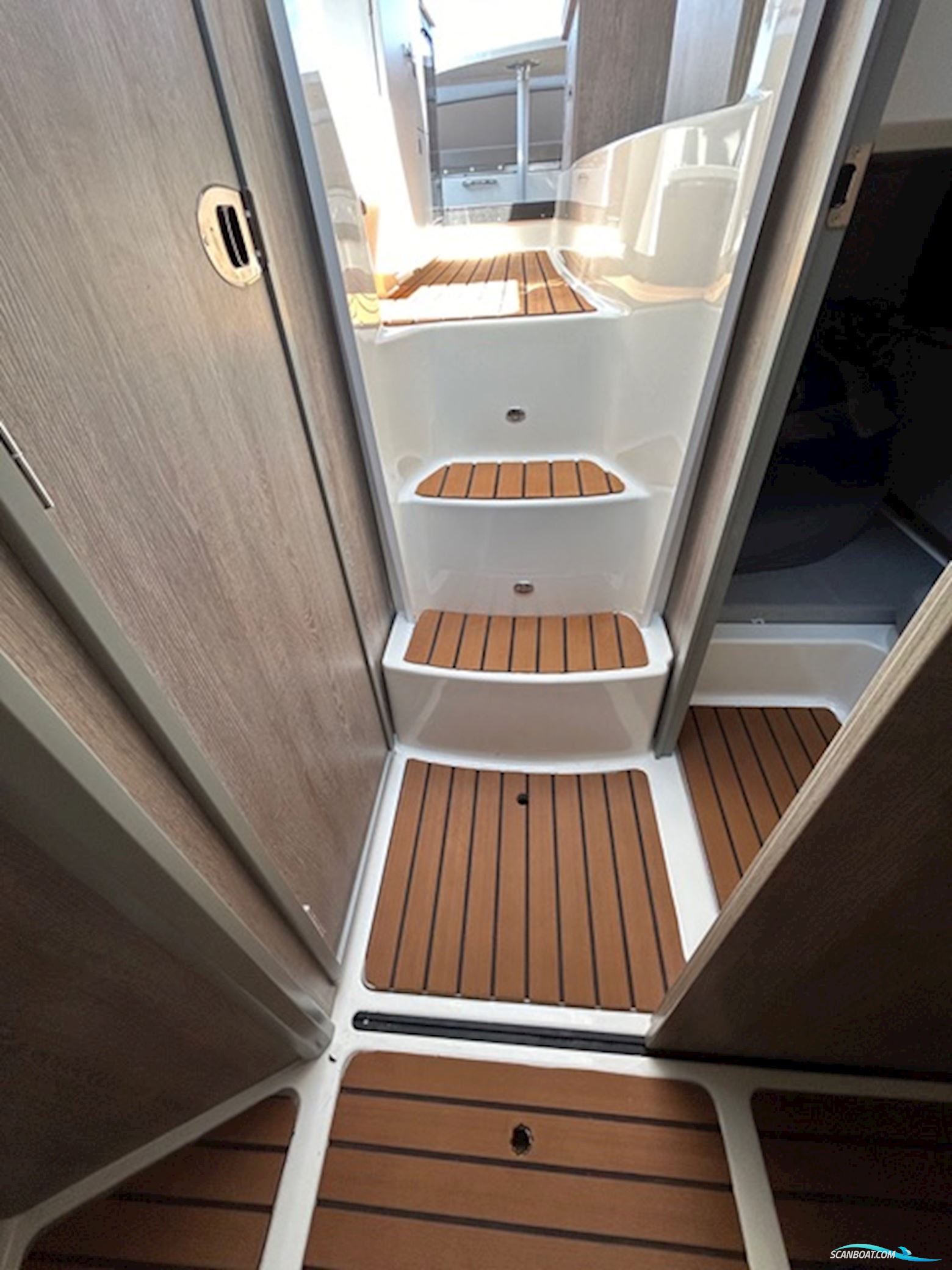 Quicksilver Aktiv 905 Weekend