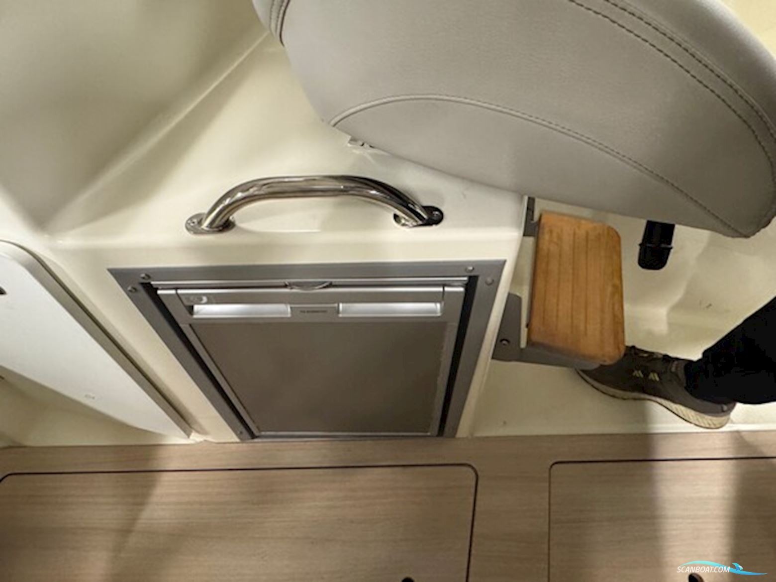 Quicksilver Captur 705 Pilothouse med 225 hk Mercury-EFI DS 3,4L V6 XL - alt i udstyr.