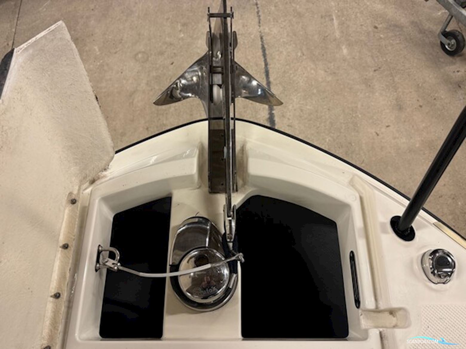 Quicksilver Captur 705 Pilothouse Med 225 hk Mercury-Efi DS 3,4L V6 XL - Alt i Udstyr.