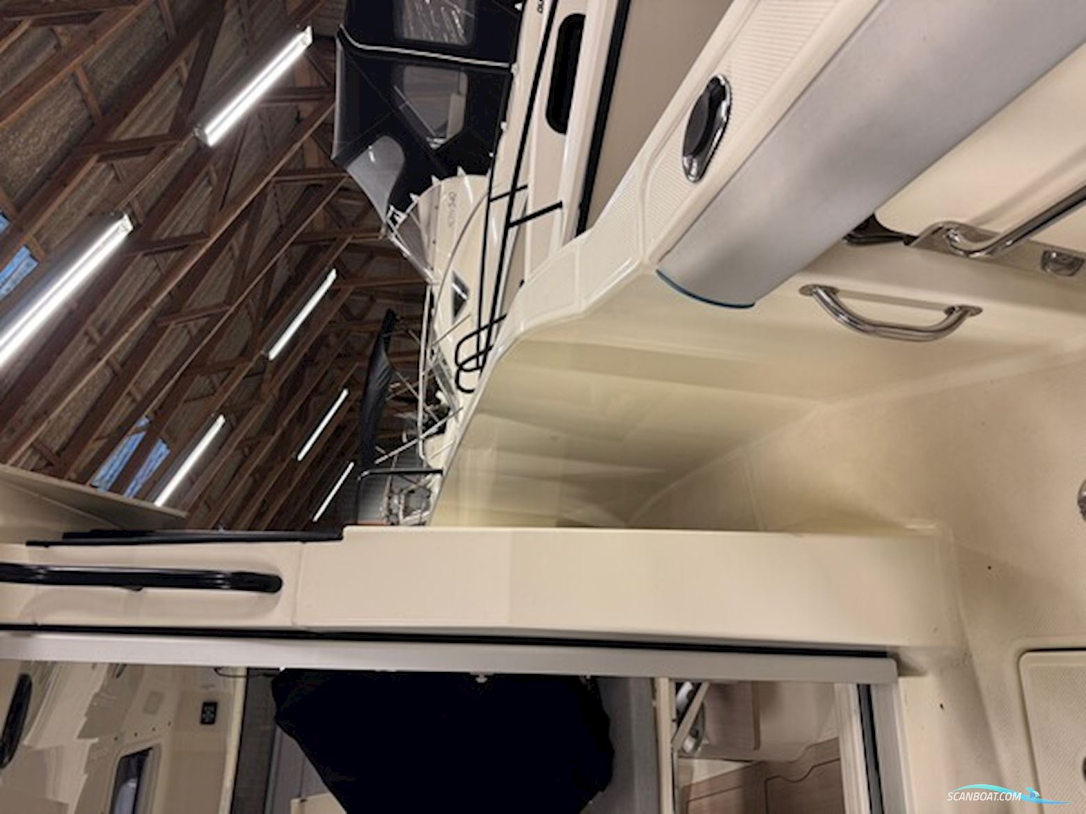 Quicksilver Captur 705 Pilothouse Med 225 hk Mercury-Efi DS 3,4L V6 XL - Alt i Udstyr.