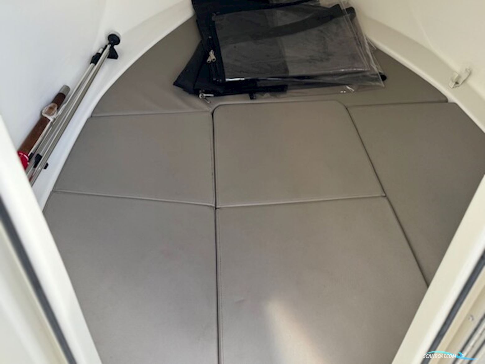 Quicsilver Activ 455 Cabin med F60 Mercury-EFI og 1000 kg Brenderup bådtrailer